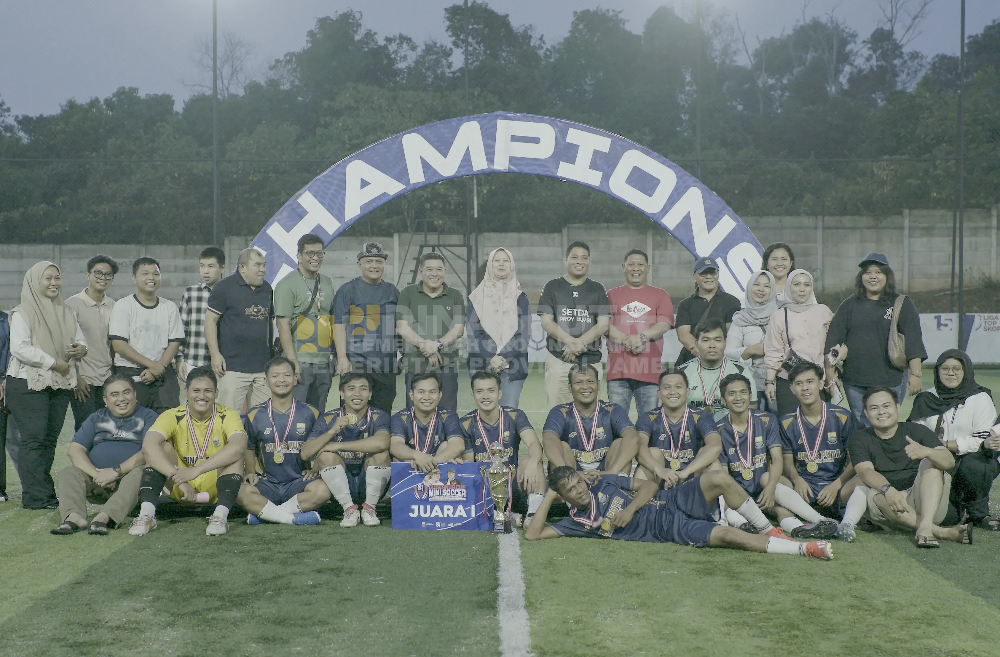 Dinas PUTR Provinsi Jambi Raih Juara Pertama dalam Turnamen Mini Soccer HUT RI ke-81